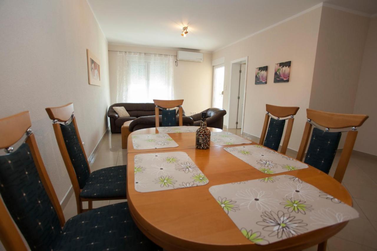 Apartments Damjanovic Makarska Exterior photo