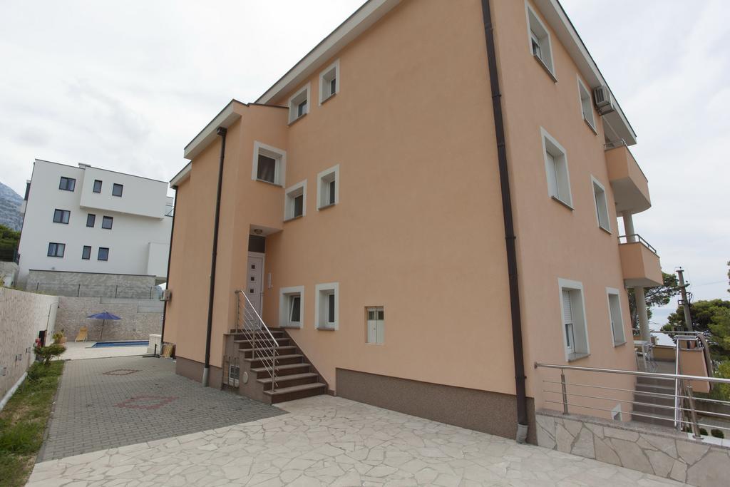 Apartments Damjanovic Makarska Exterior photo